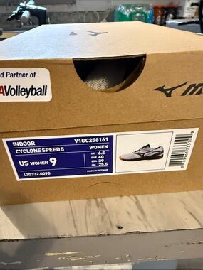 Mizuno Cyclone Speed 5 Indoor Shoes - White Black